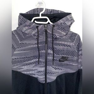 Mens Nike hoodie. Size XL
